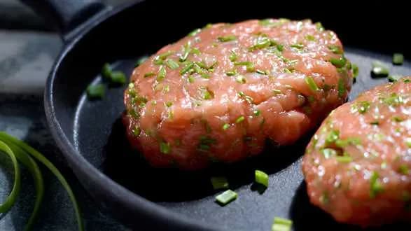 Kotleciki z łososia