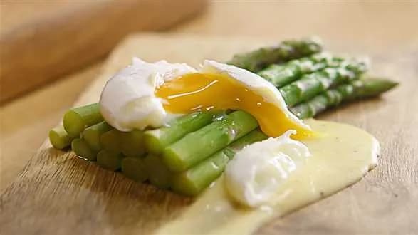 Jak przygotować sos holenderski?