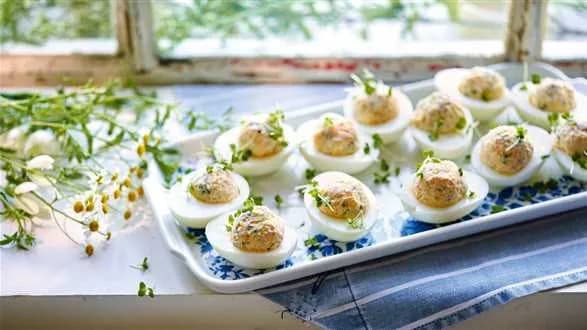 Jajka faszerowane z szynką