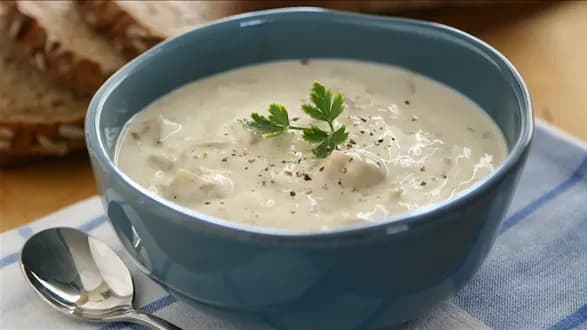 Clam chowder — amerykańska zupa z małżami