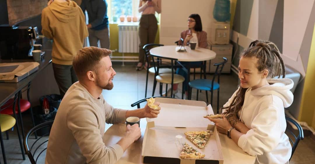 Przekąski na imprezę - 33 pomysły na pyszne i szybkie przekąski