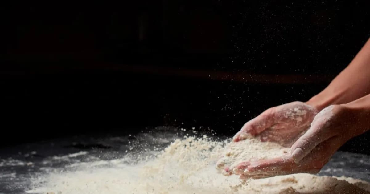 Czy mąka kukurydziana ma gluten? Odkryj bezpieczną alternatywę dla zdrowia